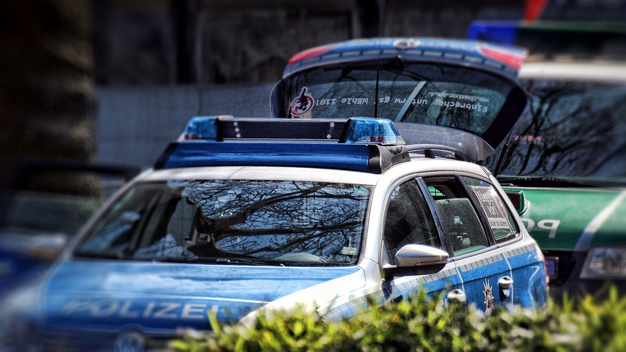 Pol99
