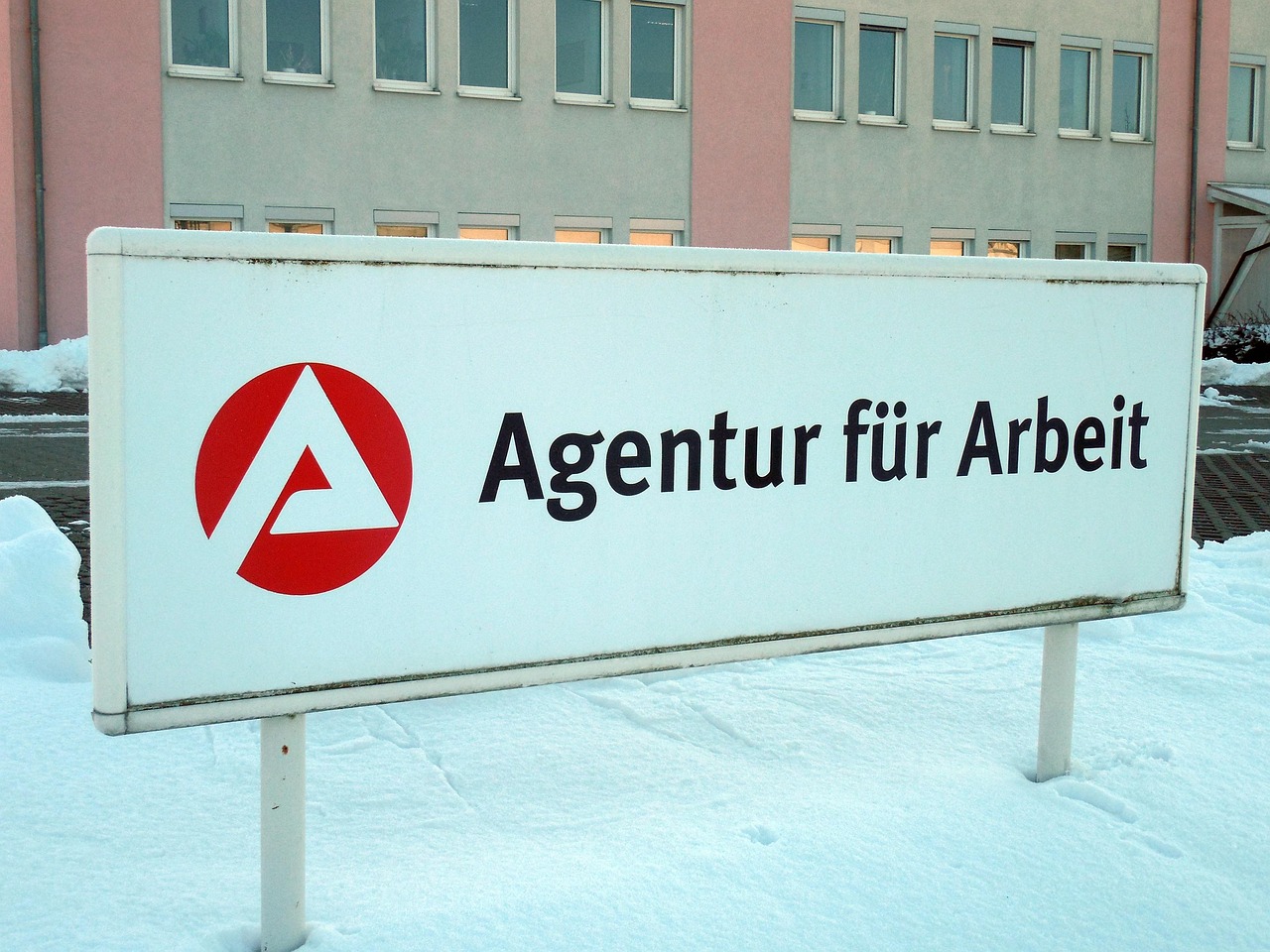 Unzufriedenheit mit Arbeitsagenturen: 