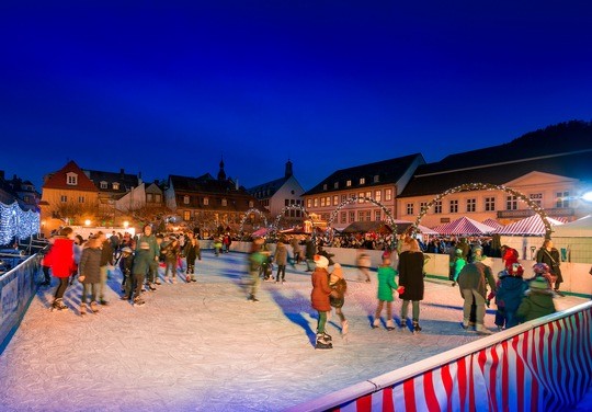 Heidelberg: Eisbahn schließt witterungsbedingt früher als geplant