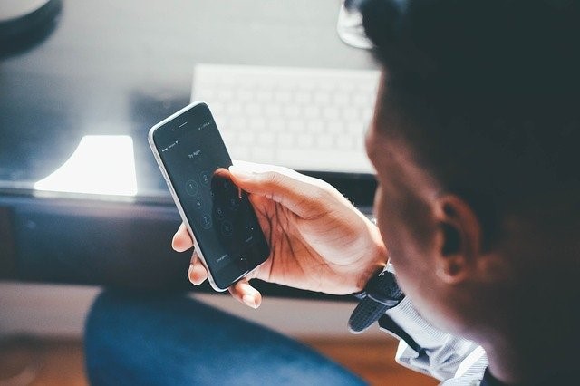 telefonPixabay
