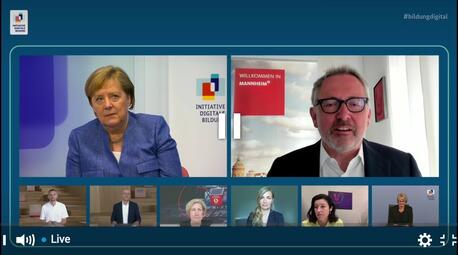 Quelle: Livestream auf bundesregierung.de MaKonfKanzlerin