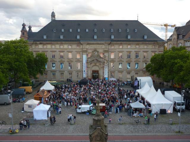 Sommerfest unter freiem Himmel