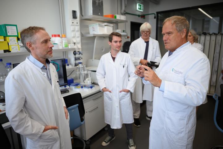 Heidelberg: Start-up-Power in Heidelberg: Oberbürgermeister Eckart Würzner erhielt Einblicke bei BioLabs