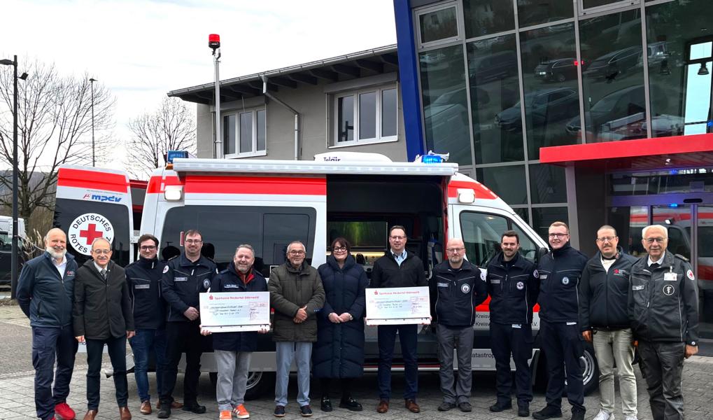 Mosbach: MPDV unterstützt DRK mit 45.000 Euro für modernes Einsatzleitfahrzeug
