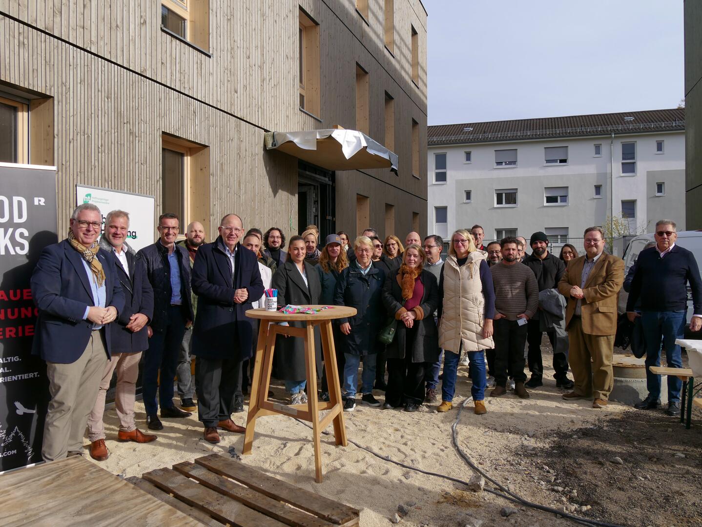 Mannheim: Richtfest für modulare Holzbau-Projekte in der Edisonstraße