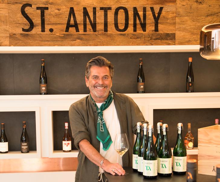 Thomas Anders erweitert erfolgreiche Weinkollektion um alkoholfreien Schaumwein