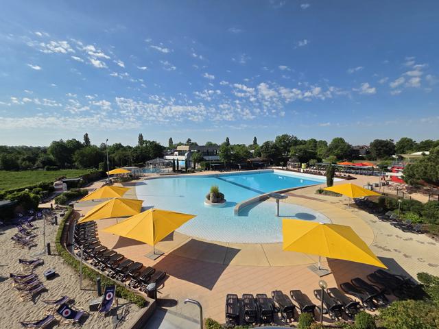 Freibad des Aquadrom