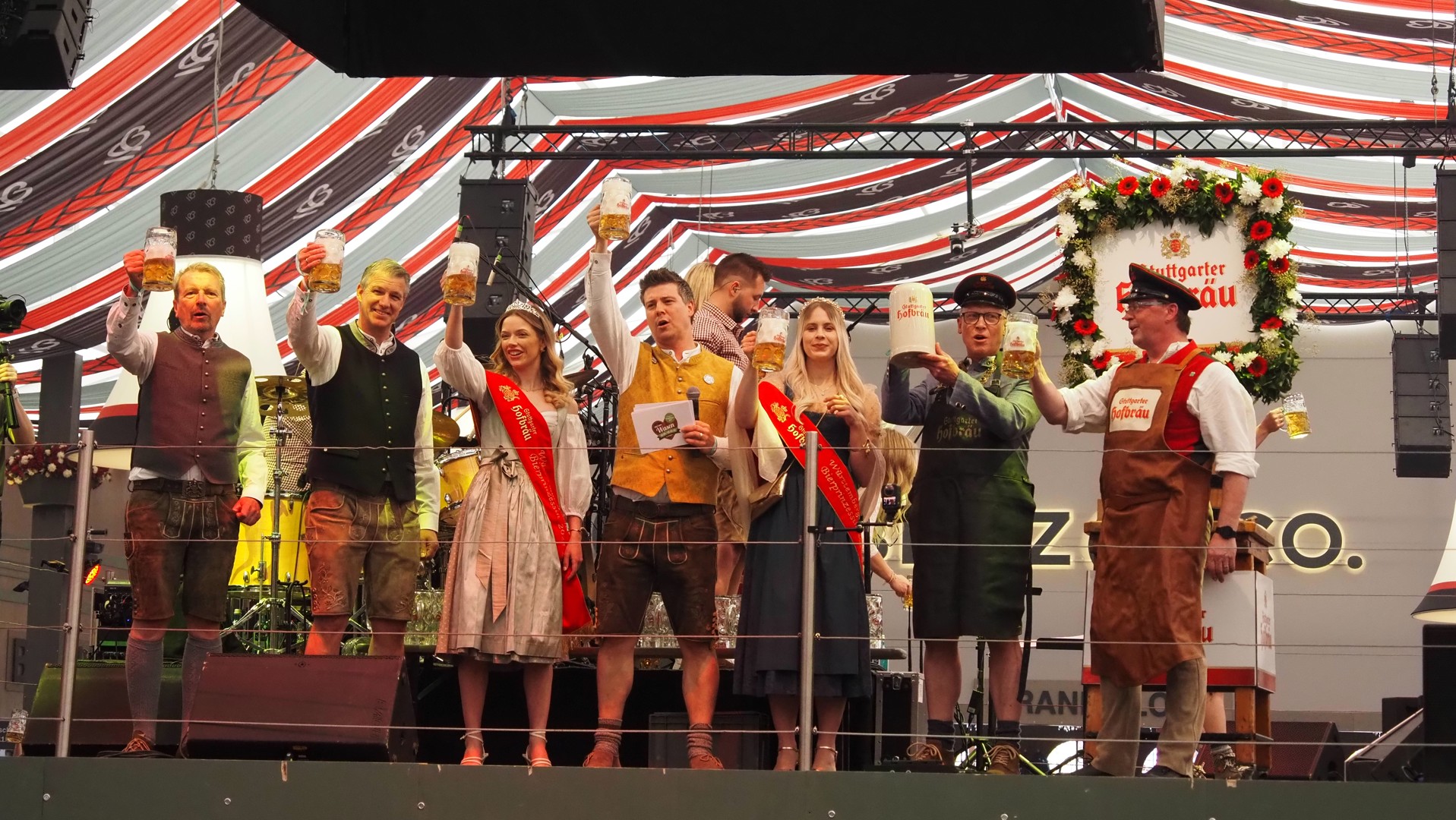 STUTTGART: Weltgrößtes Frühlingsfest bis 10. Mai 2026 auf dem Cannstatter Wasen