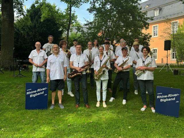 Picknickkonzert mit der Rhine River Bigband