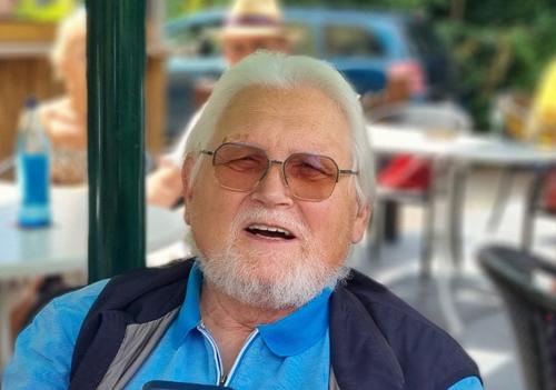 Waldhof-Ehrenmitglieder nehmen Abschied von Hans-Jürgen Farrenkopf