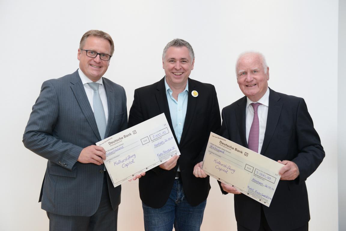 K1024 Unser Haus Fuchs Spendenuebergabe