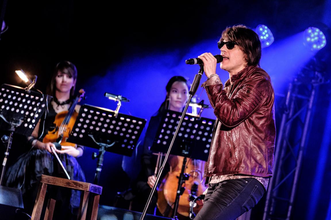 Pressefoto Life is a Cabaret Sascha Lien c Rene van der Voorden