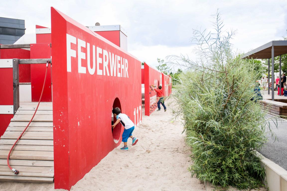 pd 17 10 27 spielplatz feuerwehr bahnstadt by hd