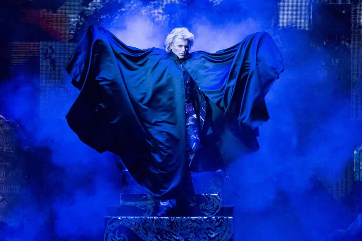 K1024 01 Hans Klok House of Mystery Dracula2 Foto Andy Doornhein