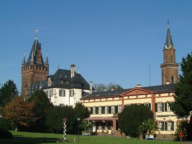 K1024 01 Schloss vPark