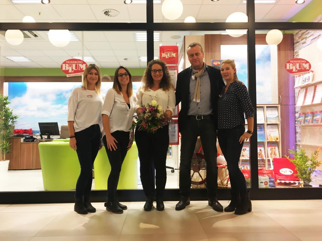 K1024 2016.11.02 Gruppenfoto BLUM Team Edingen Neckarhausen mit BLUM Geschäftsführer