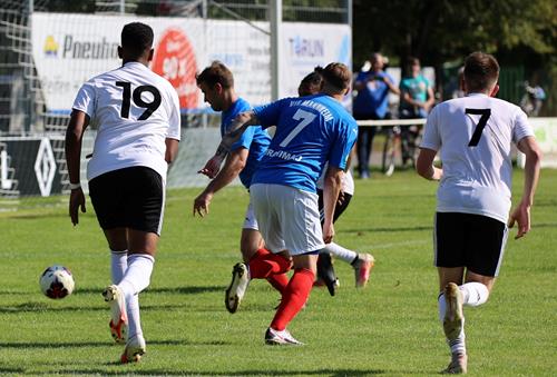 (Foto: Ed. Nohe) Eine Szene aus dem Spiel der Vorrunde Friedrichstal 35 Copy