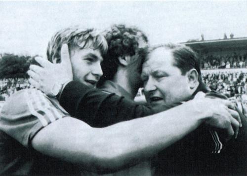 Nach dem Finale: Kurt Kobberger, rechts, und Egbert und Uwe Zimmermann, v.l. Kurt Kobberger 0 Copy