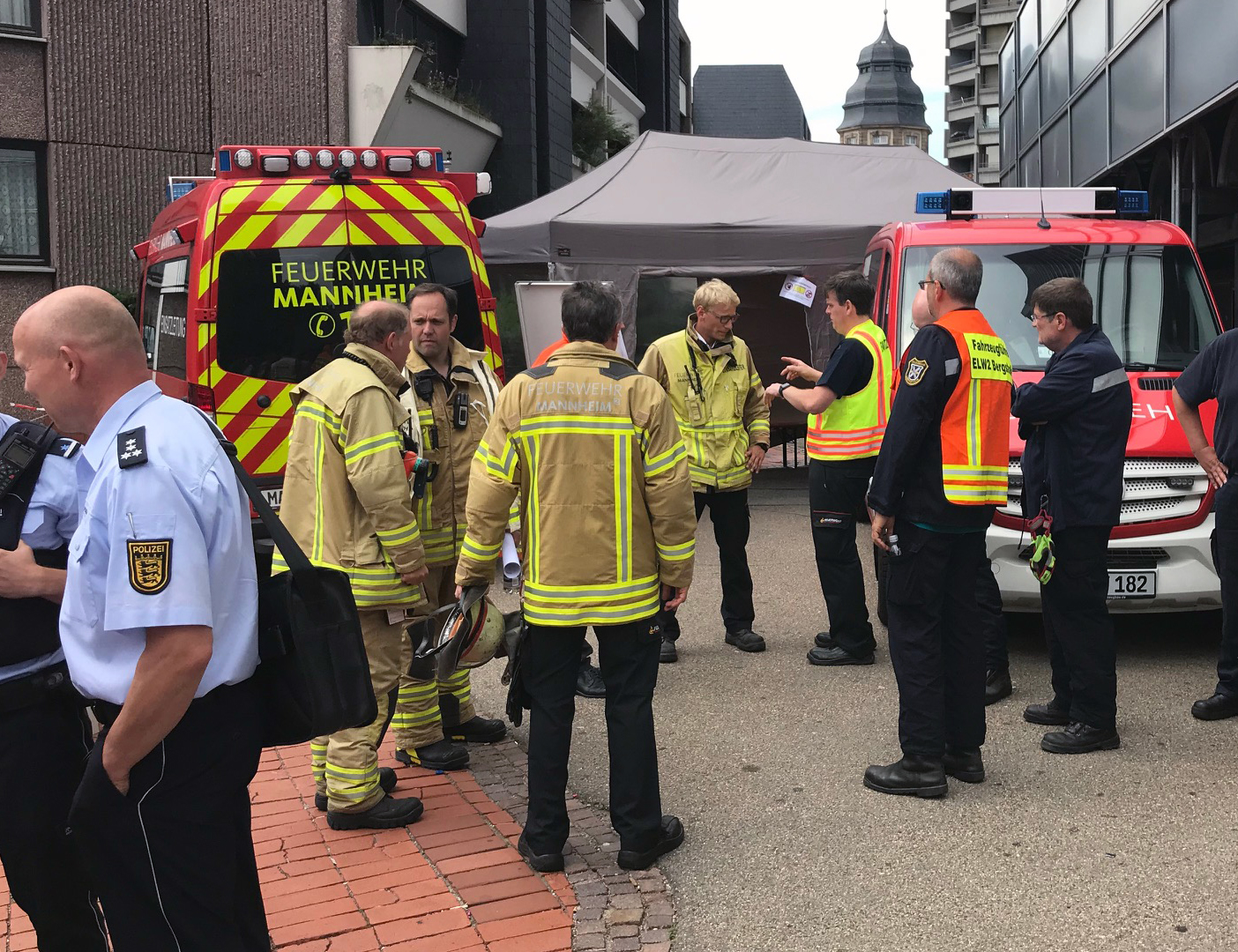 Stadt Mannheim Neckarufer1 0