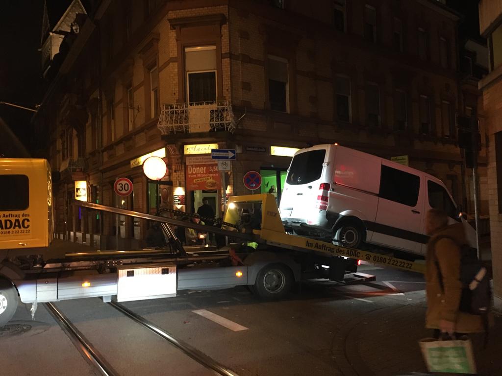 Stadt Mannheim AbschleppaktionNSW1