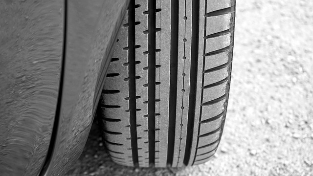 tyre 2400516 640