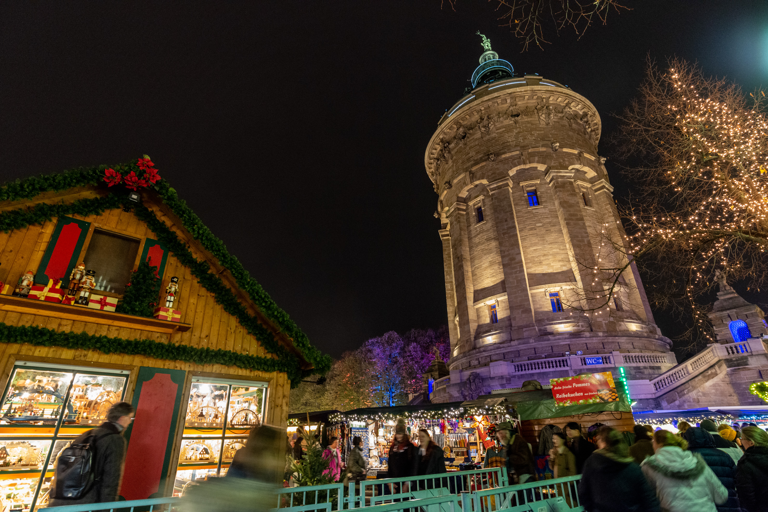 MWG Mannheimer Weihnachtsmarkt am Wasserturm 2019 1TR 1383