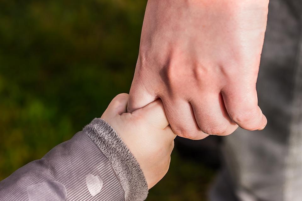 pixabay hands 1797401 960 720