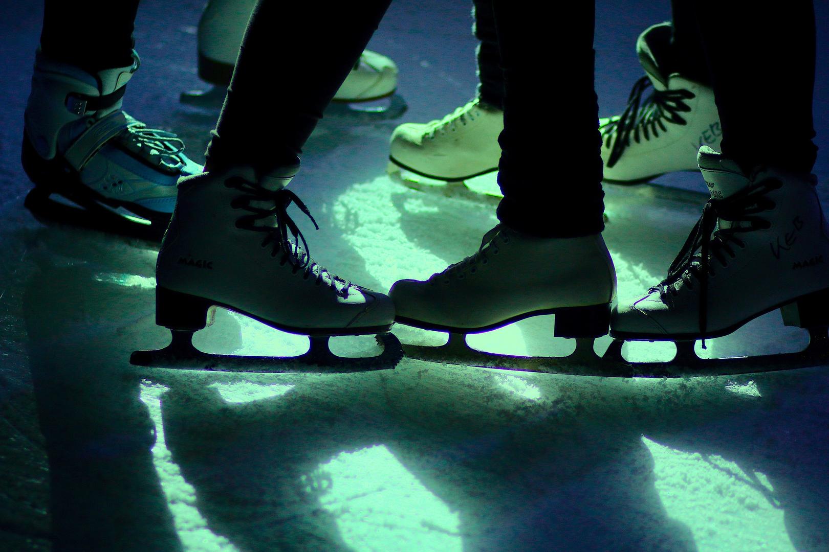 Stadt Mannheim ice disco 1862454 1920