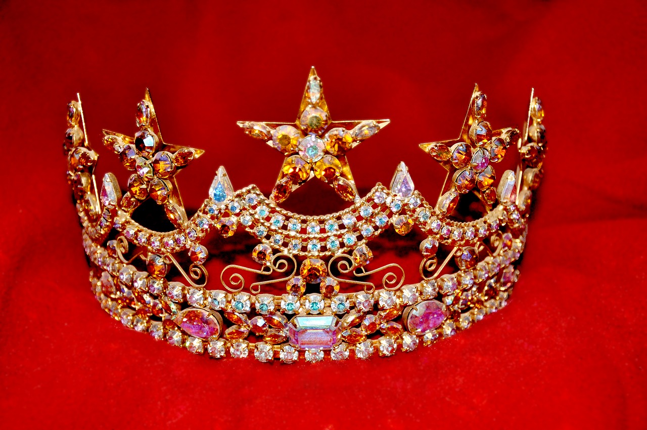 crown 1701934 1280
