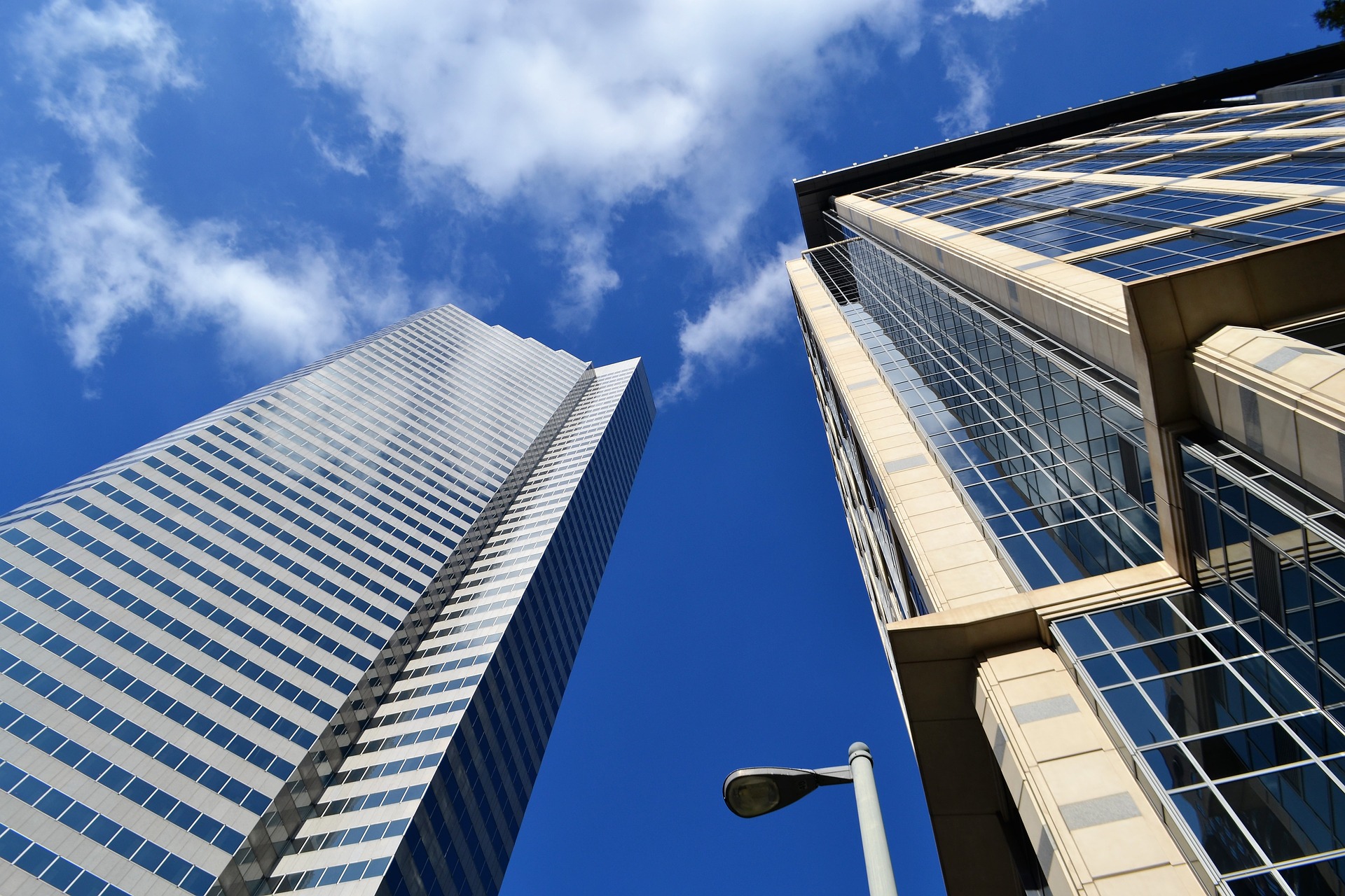 skyscraper 3196390 1920