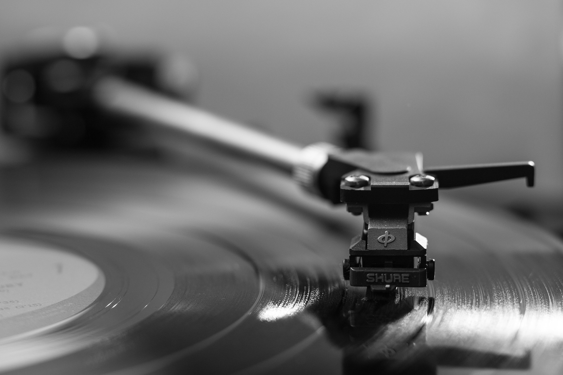 pixabay record player 1851576 1920