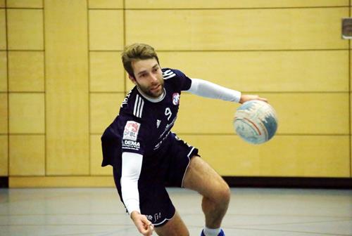 (Foto: W.Neuberth) Nick Trinemeier auch souverän in der Defensive Nick3 Größe 1 Copy