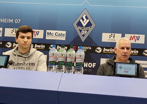 (Foto: SpoWo) Christian Neidhart freut sich auf die "Sechziger"; links Yannik Barwig SVW1860
