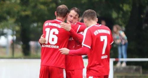 (Foto: VfR) Die Rasenspieler bejubeln einen verdienten Sieg in Friedrichstal. friedr Copy