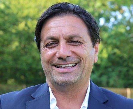 (Foto: Jener Külbag - der Sportliche Leiter des VfR Mannheim jener
